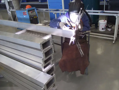 鋁合金型材焊接時(shí)的注意事項(xiàng)有哪些？