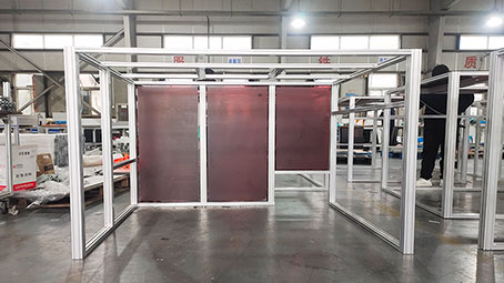 鋁型材設(shè)備外框安全防護(hù)罩