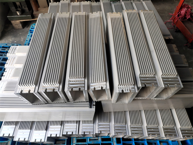 異型歐標(biāo)工業(yè)鋁型材開模定制